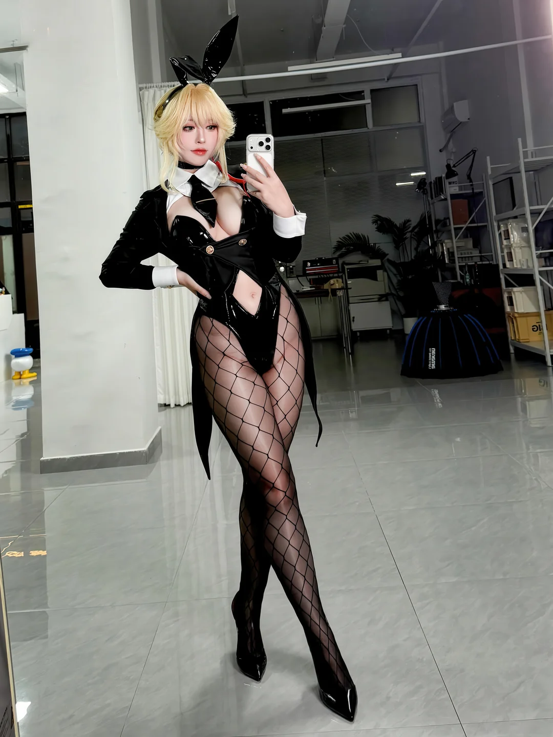 半半子_No095_Nikke：胜利女神_爱德兔女郎_愛德ェントバニー_62P,1V_436MB tg@simisebaisi 【丝足阁】062.webp